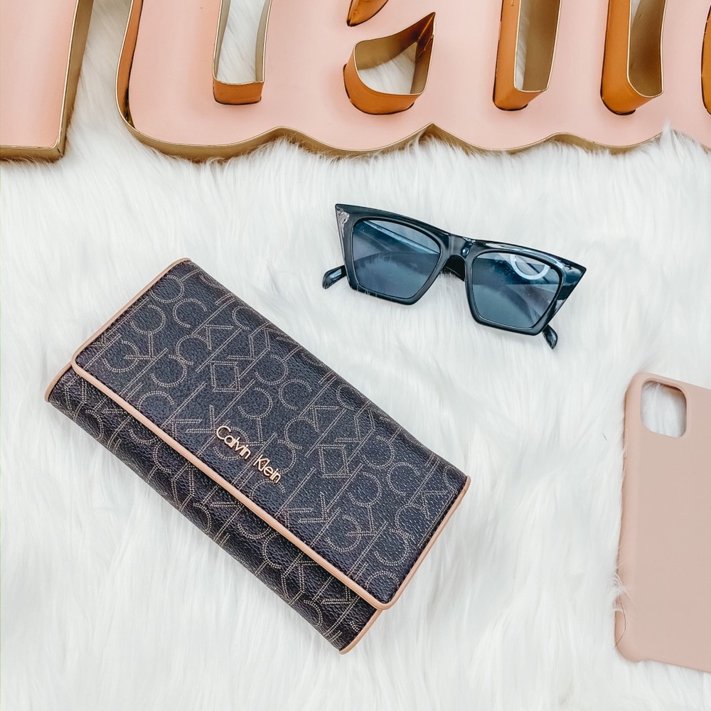 Calvin Klein bifold wallet